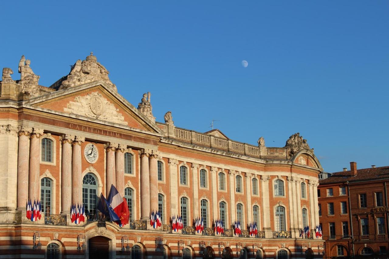 Blagnac : Appartement T2 Avec Jardin, Parking Et Climatisation Esterno foto